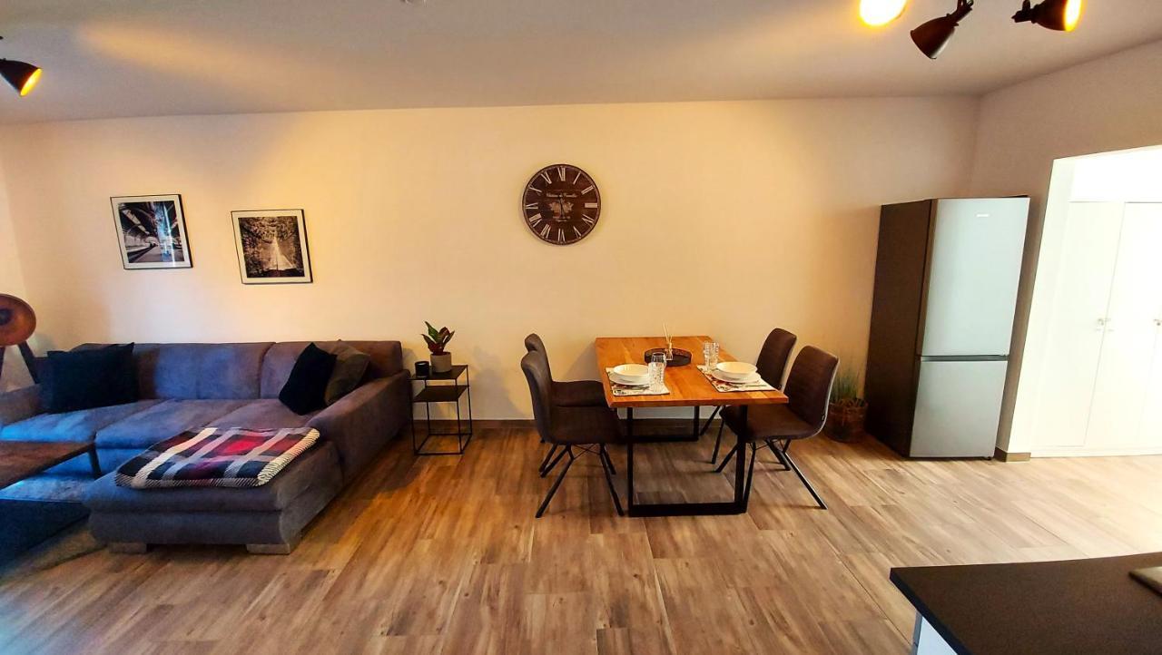 Select-Home 2 - Netflix - Kaffee&Tee - Parkplatz - Viele Extras Bruck in der Oberpfalz Exterior photo