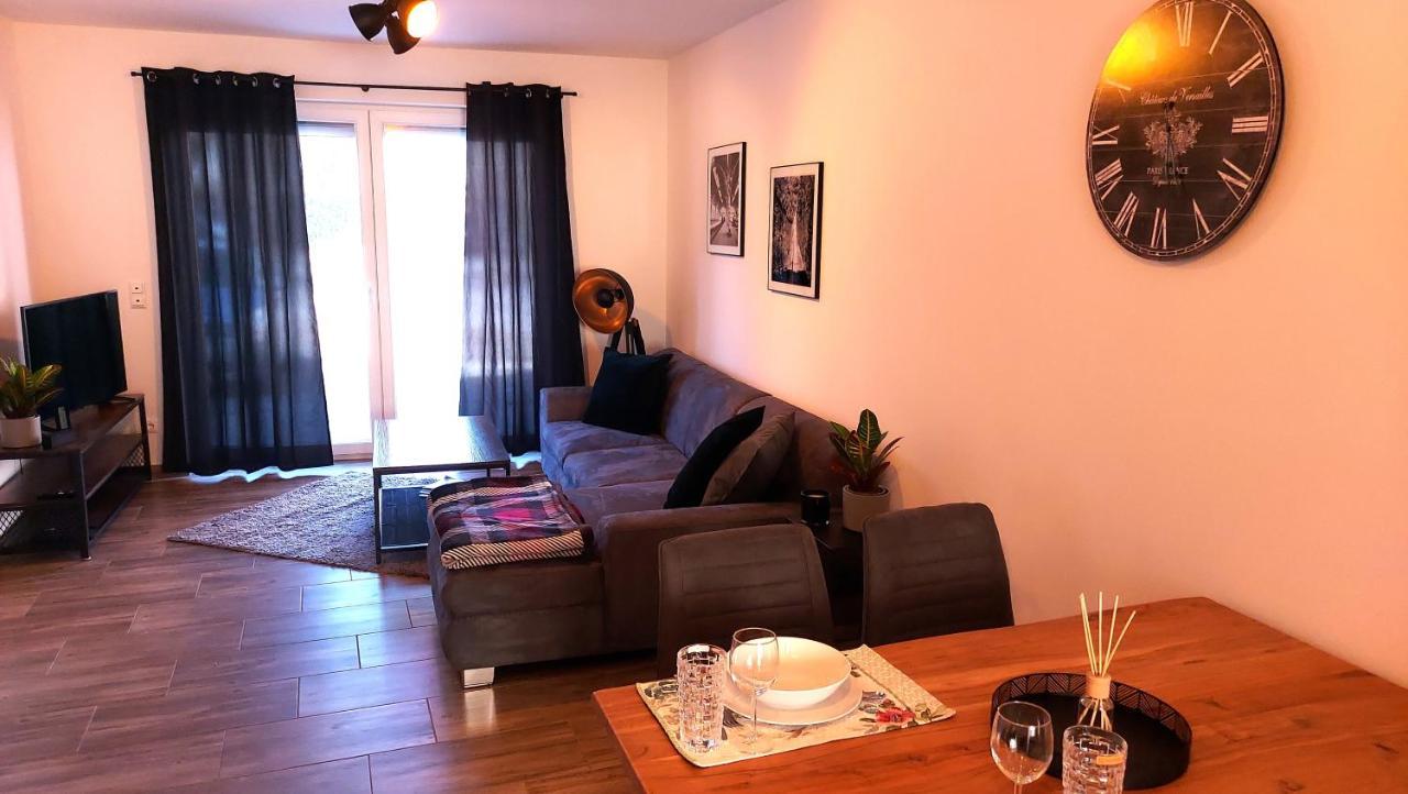 Select-Home 2 - Netflix - Kaffee&Tee - Parkplatz - Viele Extras Bruck in der Oberpfalz Exterior photo